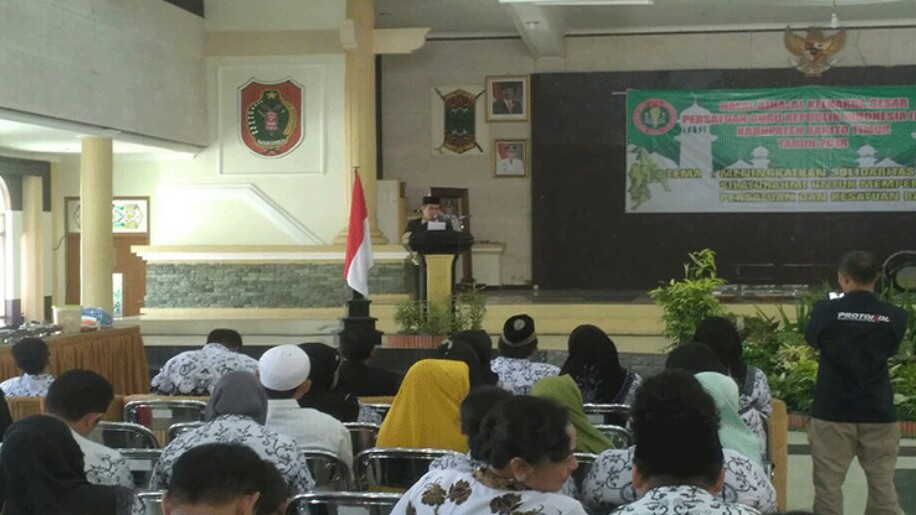  Bupati Bartim Pinta Guru Harus Melek Teknologi