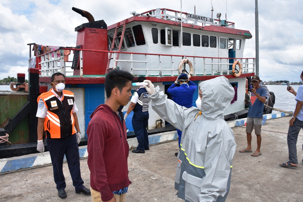  Tim Satgas Kapuas Inspeksi ABK Asal Zona Merah Covid-19