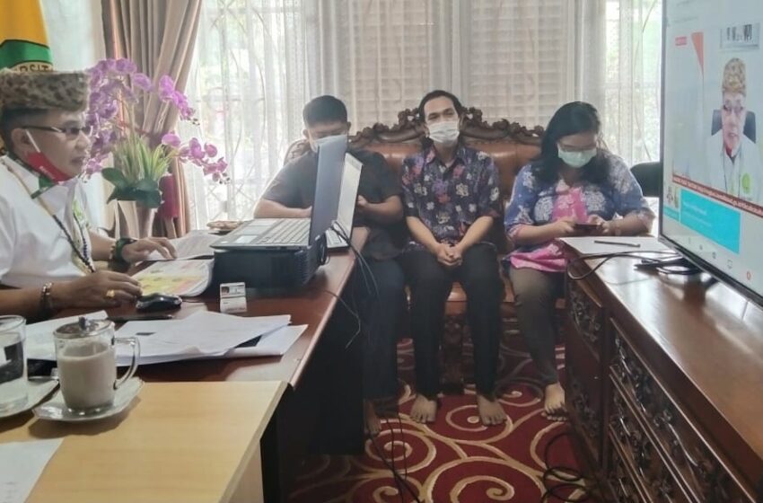  Rektor UPR Jadi Pemateri dalam Webinar Nasional bertemakan Membangun SDM Kalteng Unggul Tuntang Berkah