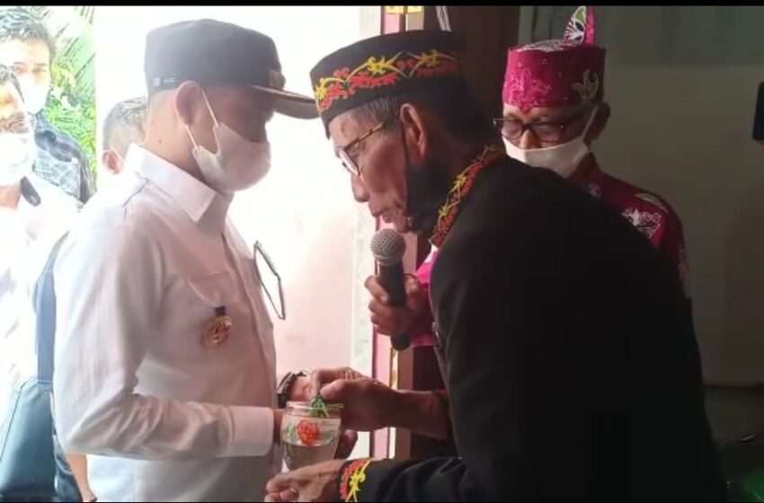  Peran Tokoh dan Lembaga Adat Sangat Strategis