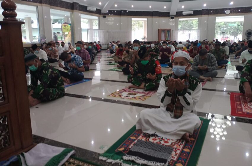 Masjid Baitul Khaliq Makorem 102/Pjg Ketat Terapkan Prokes