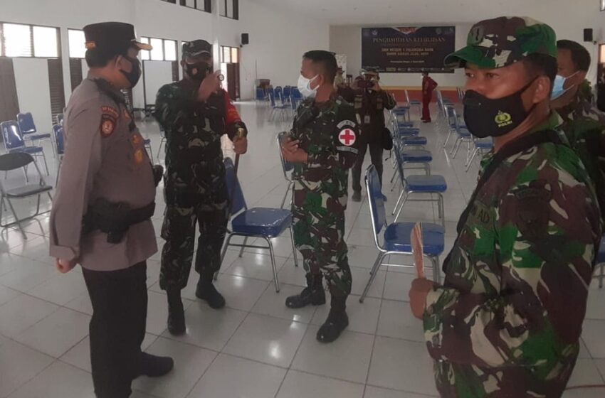  Giliran Tenaga Pendidik & Orang Tua Divaksinasi, Dandim 1016/Palangka Raya Pantau Serbuan Vaksin di SMKN 1 Palangka Raya