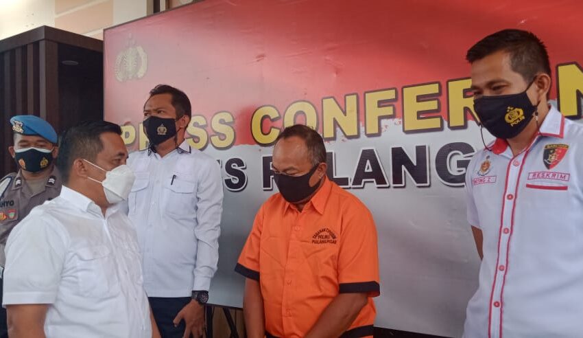  Diduga Korupsi Uang Miliaran, Mantan Kades Hanjak Maju Jalani Penahanan