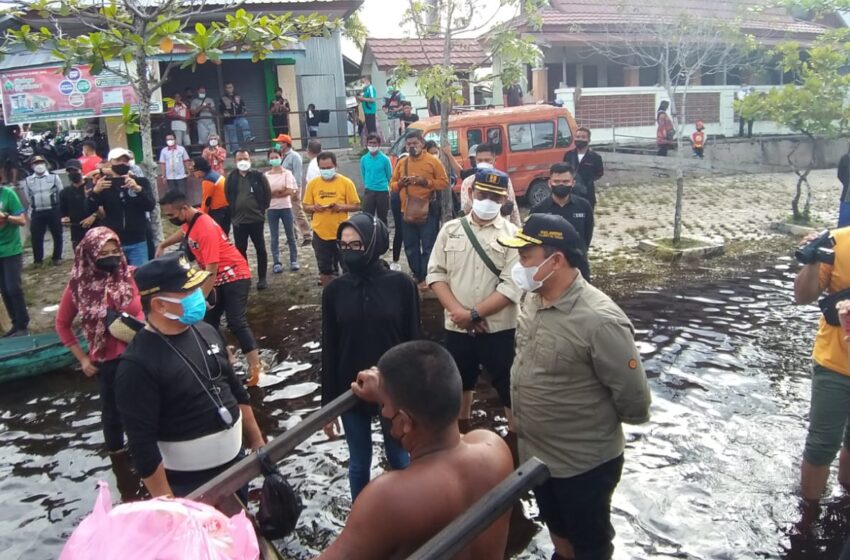  Dampingi Gubernur, Kadis PUPR Kalteng Turun ke Lokasi Banjir