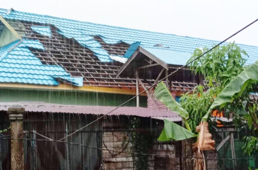  Pasca Terpaan Angin Puting Beliung, BMKG Ingatkan Warga Barsel Waspadai Cuaca Ekstrim Susulan