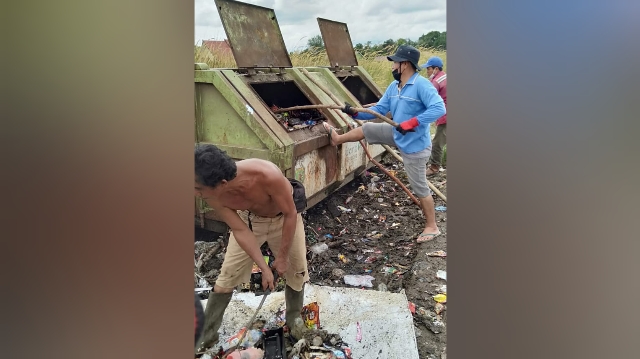  Sampah Berhamburan di Luar Bak Pembuangan, Kesadaran Masyarakat Dinilai Masih Rendah