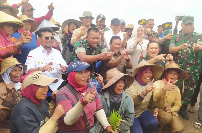  Tinjau Kondisi Food Estate, Mentan RI Syahrul Yasin Limpo Sambangi Desa Dadahup