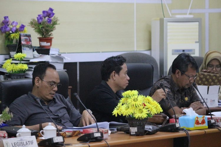  Pembahasan Raperda PPBD Berlangsung Alot