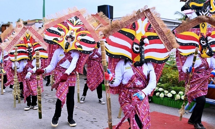 Karnaval Babukung Dipusatkan di Trans Lokal Nanga Bulik