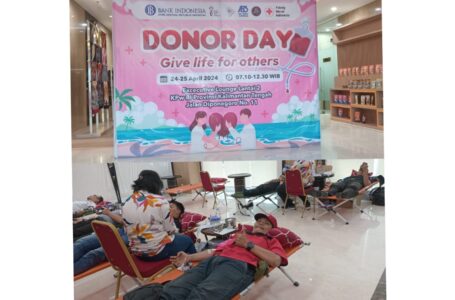 Usung Tema “Donor Day Give Life For Others” KPw-BI Kalteng Dukung Terpenuhinya Kebutuhan Kantong Darah di PMI Kota Palangkaraya