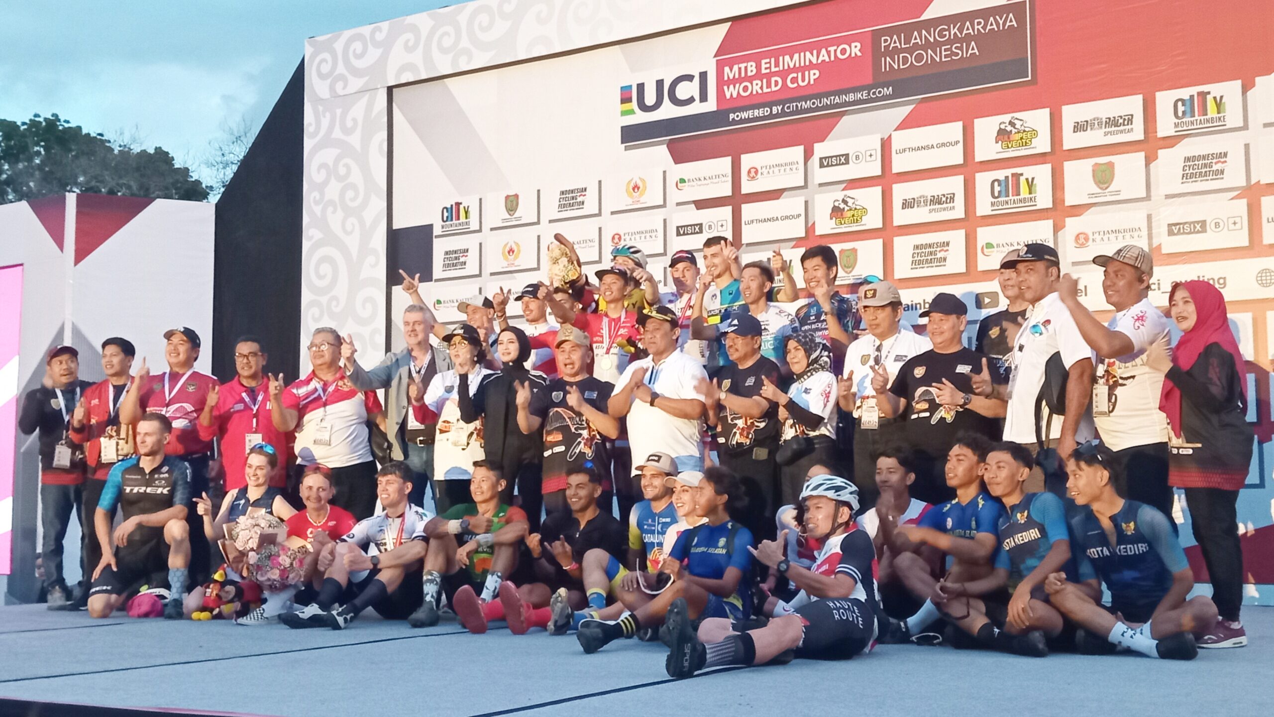 UCI MTB Eliminator Serie ke-3 Berlangsung Sukses, Kalteng Diyakini Akan Semakin Dikenal di ‘Mata’ Dunia